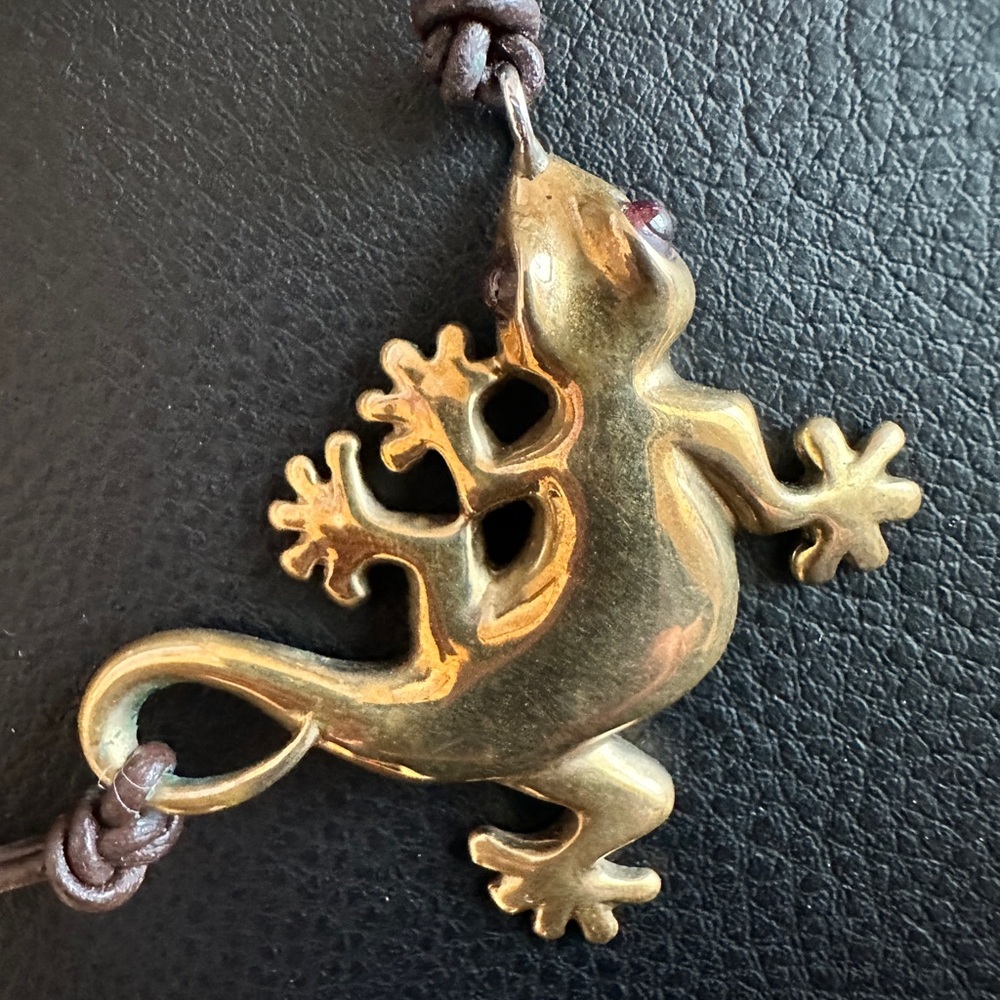 Lizard choker